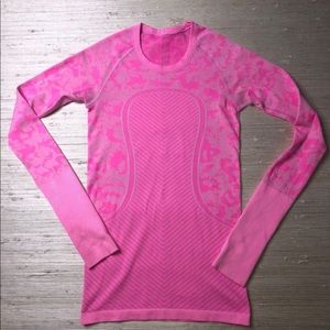 Lululemon Swifty Tech shirt